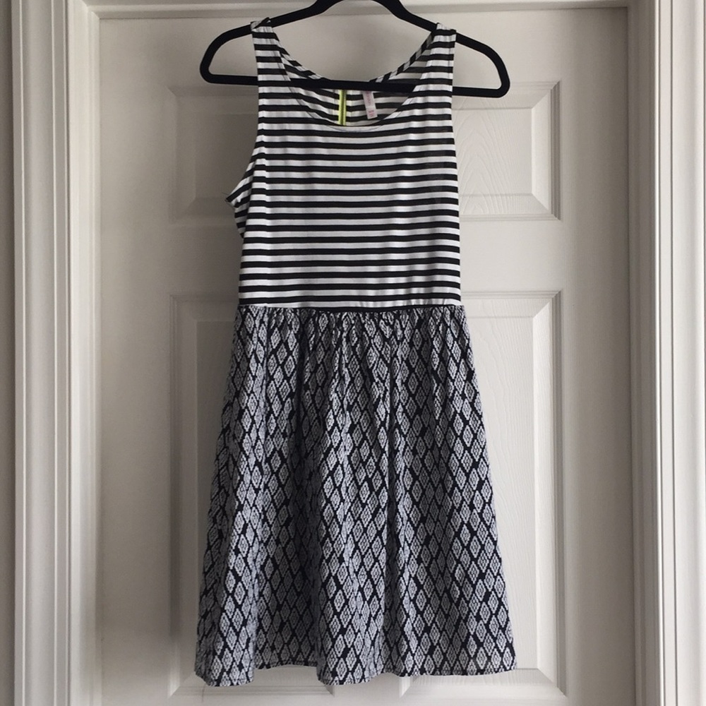 Black patterned sundress